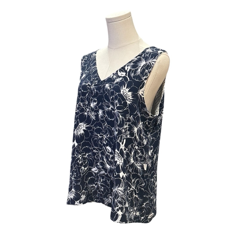 White House Black Market Floral Sleeveless Navy Blue Blouse Top Womens Size M - Picture 3 of 8
